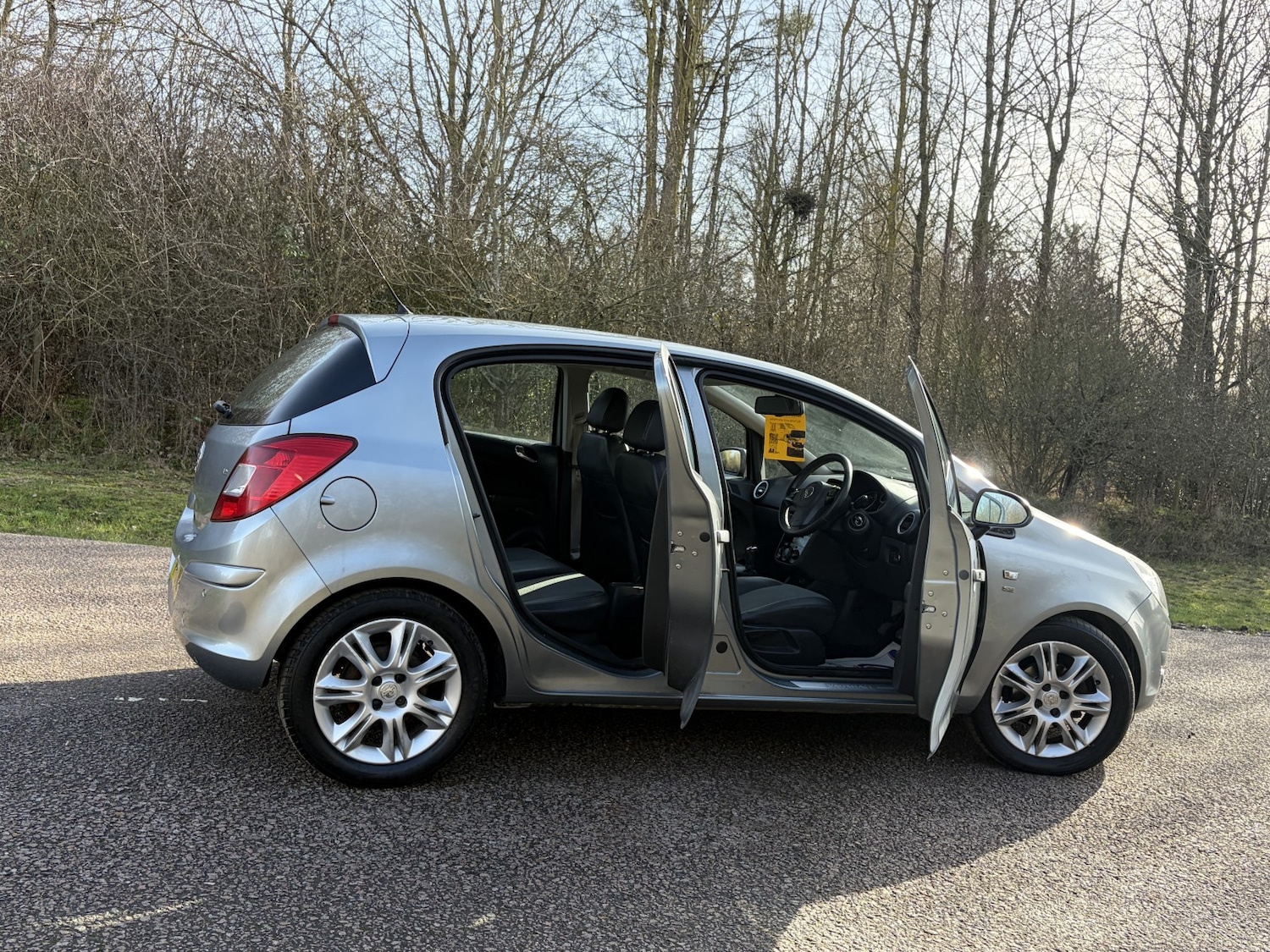 Used Vauxhall Corsa 2010 for sale - 77603406: Photo 5