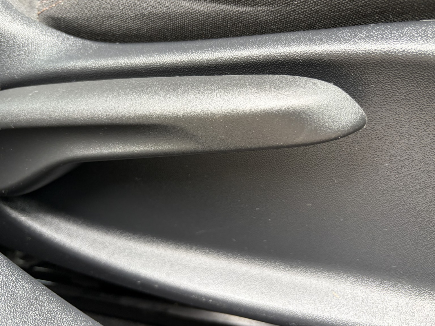 Used Peugeot 2008 2013 for sale - 76268495: Photo 33