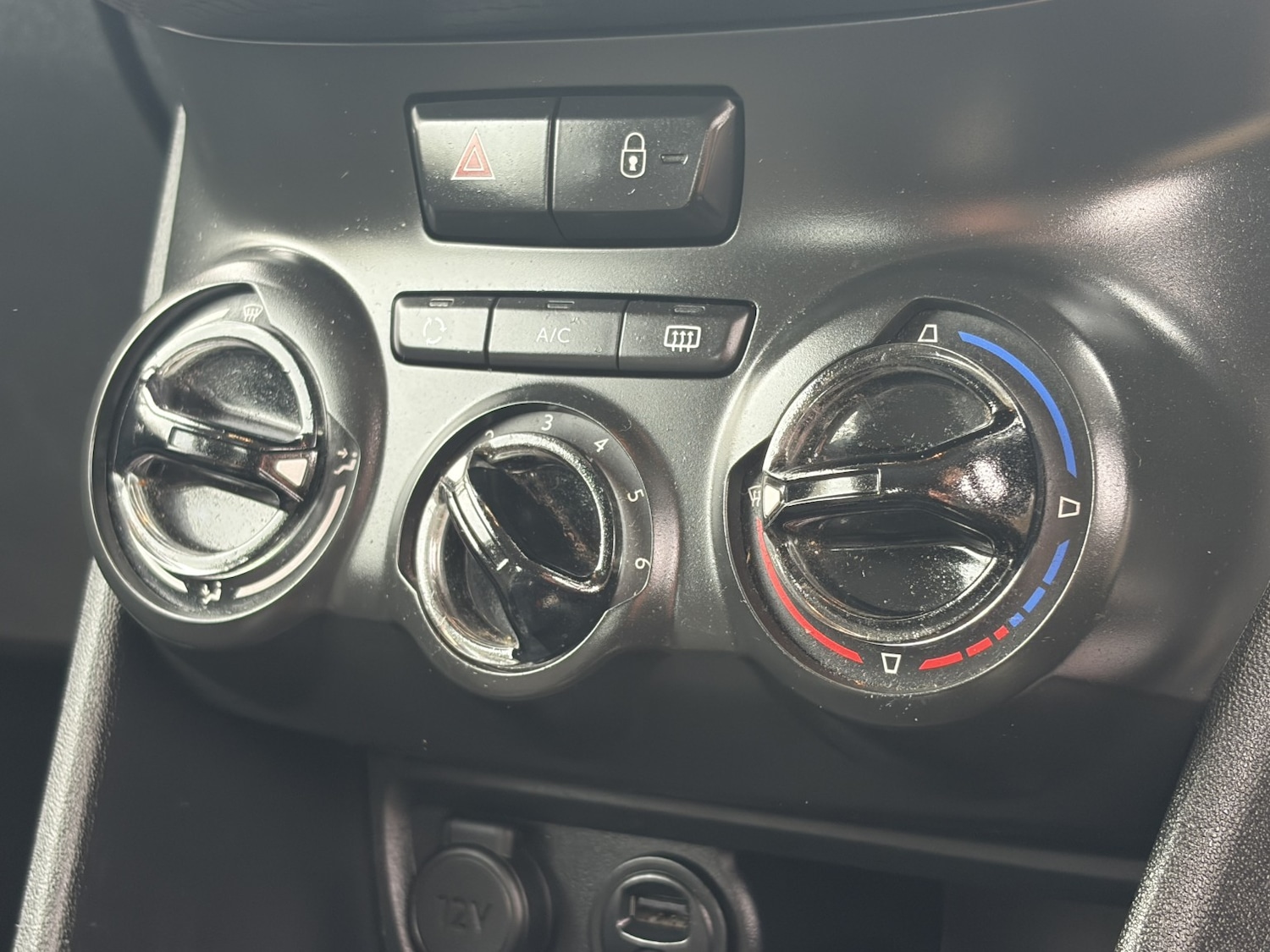 Used Peugeot 208 2016 for sale - 77603362: Photo 34