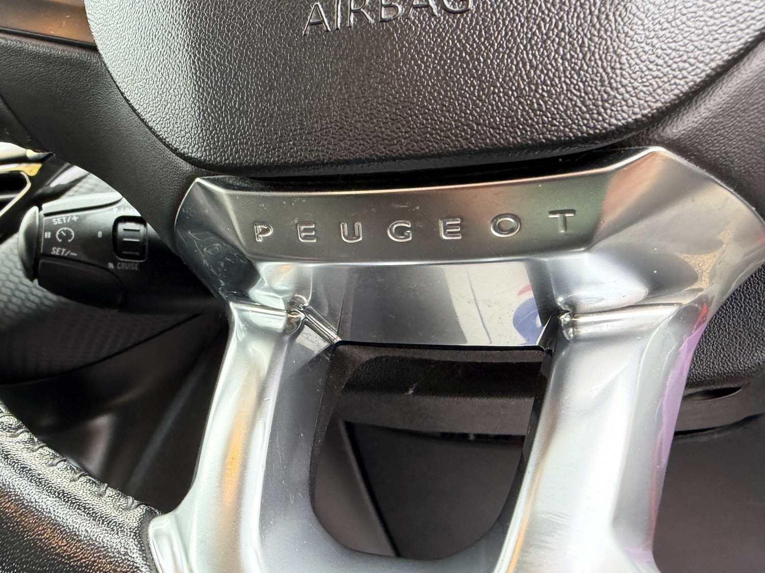 Used Peugeot 208 2016 for sale - 77603362: Photo 38