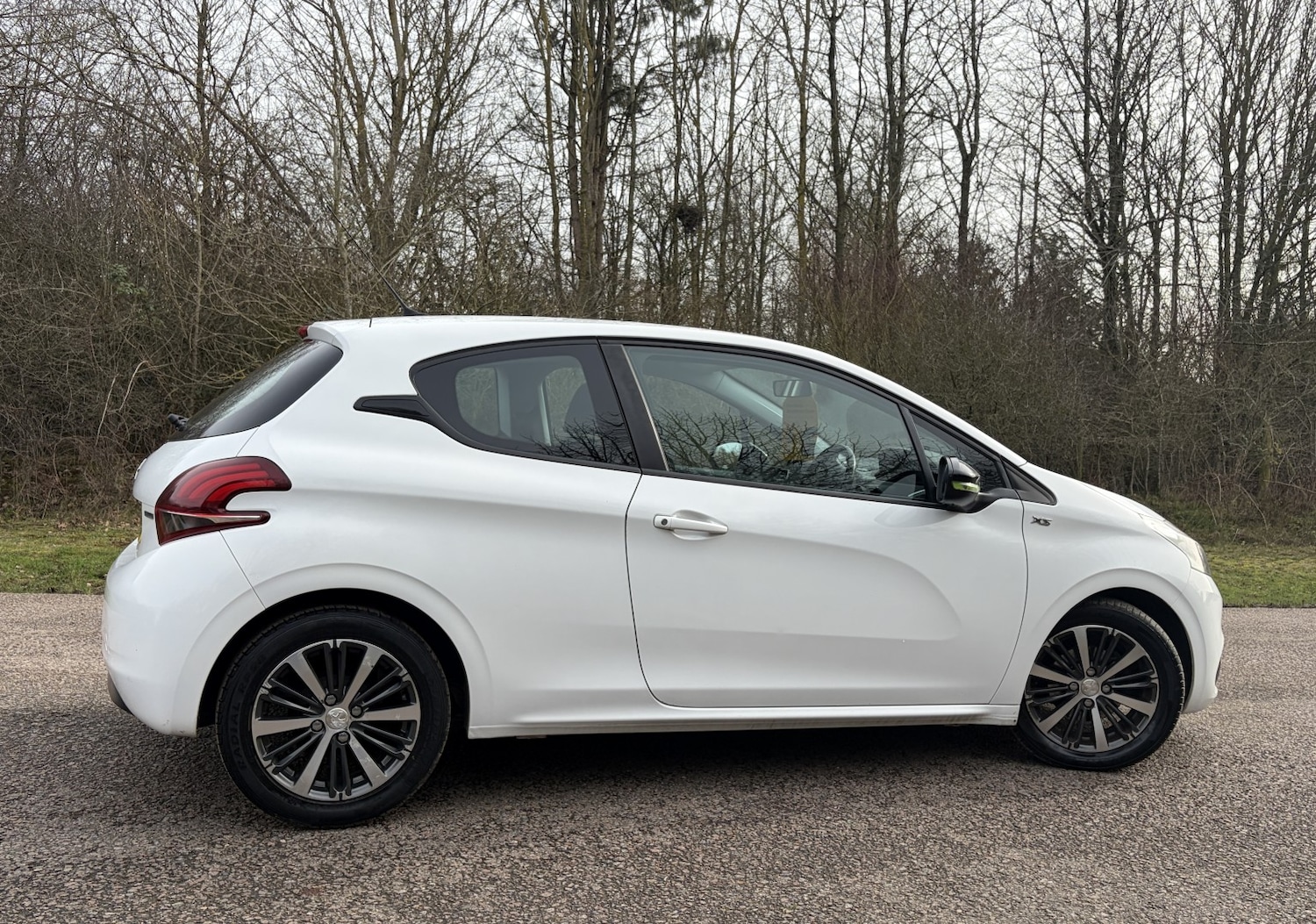 Used Peugeot 208 2016 for sale - 77603362: Photo 4