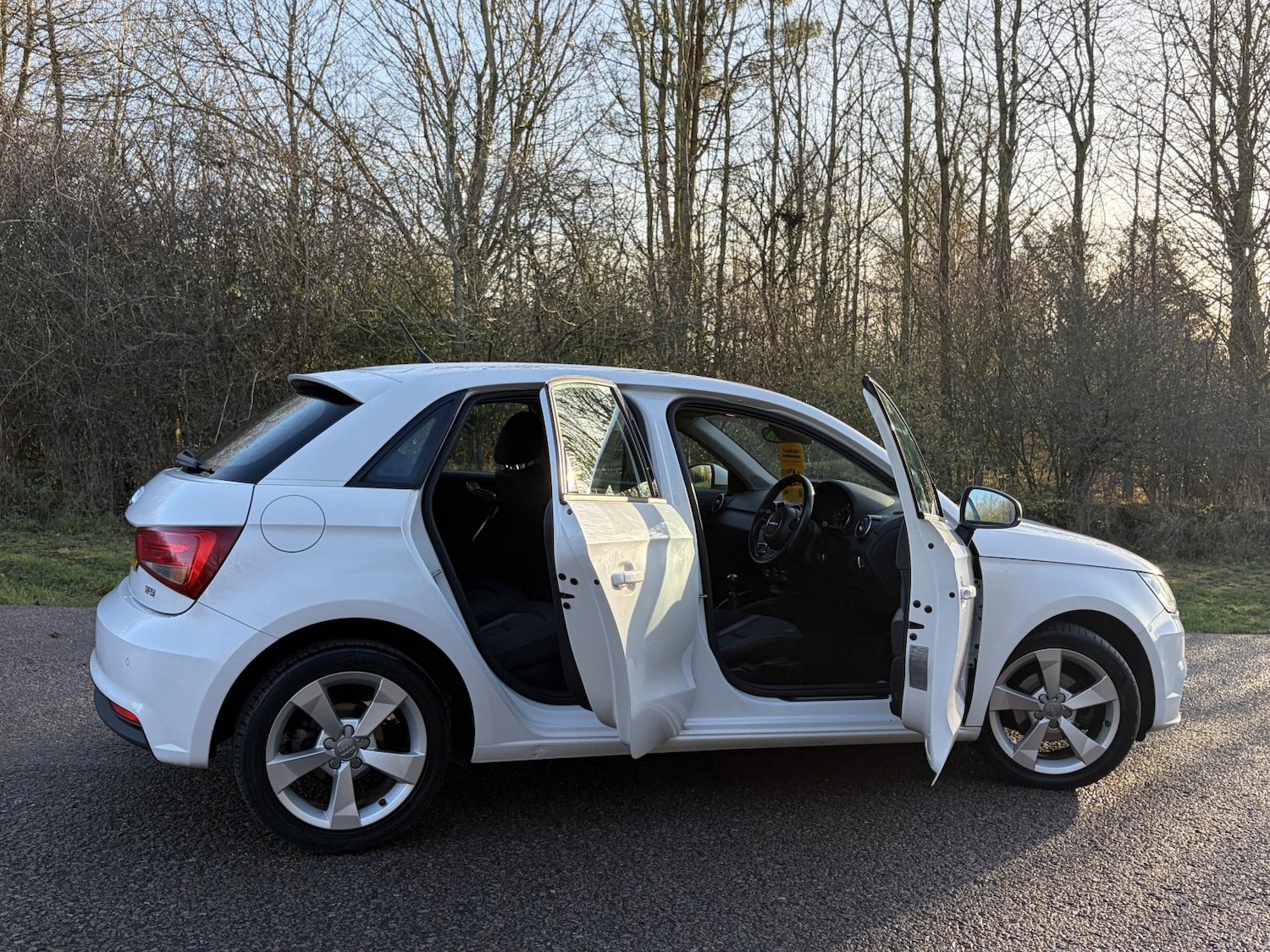 Used Audi A1 2018 for sale - 77023143: Photo 5