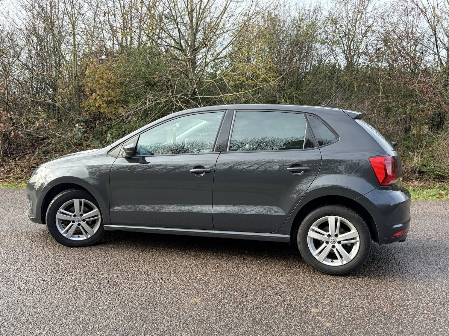 Used Volkswagen Polo 2016 for sale - 76904637: Photo 10