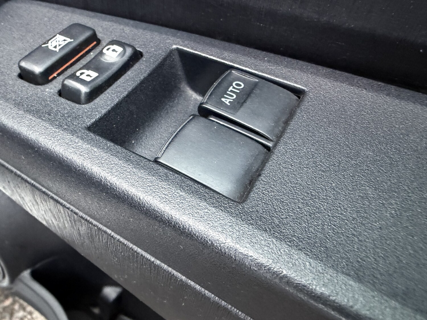 Used Toyota Yaris 2012 for sale - 77516119: Photo 33