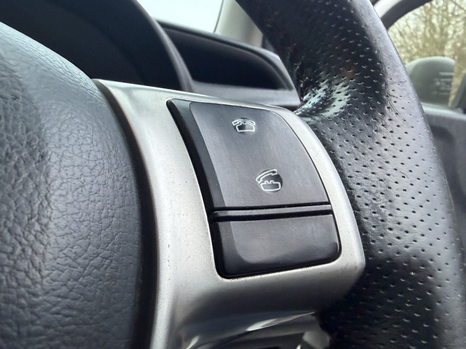 Used Toyota Yaris 2012 for sale - 77516119: Photo 37