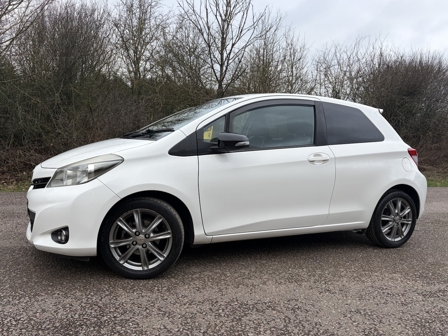 Used Toyota Yaris 2012 for sale - 77516119: Photo 7