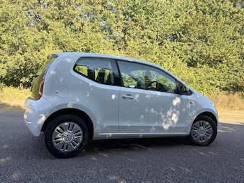 Used Volkswagen up! 2016 for sale - 79404411: Photo