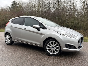 Used Ford Fiesta 2016 for sale - 77516120: Photo