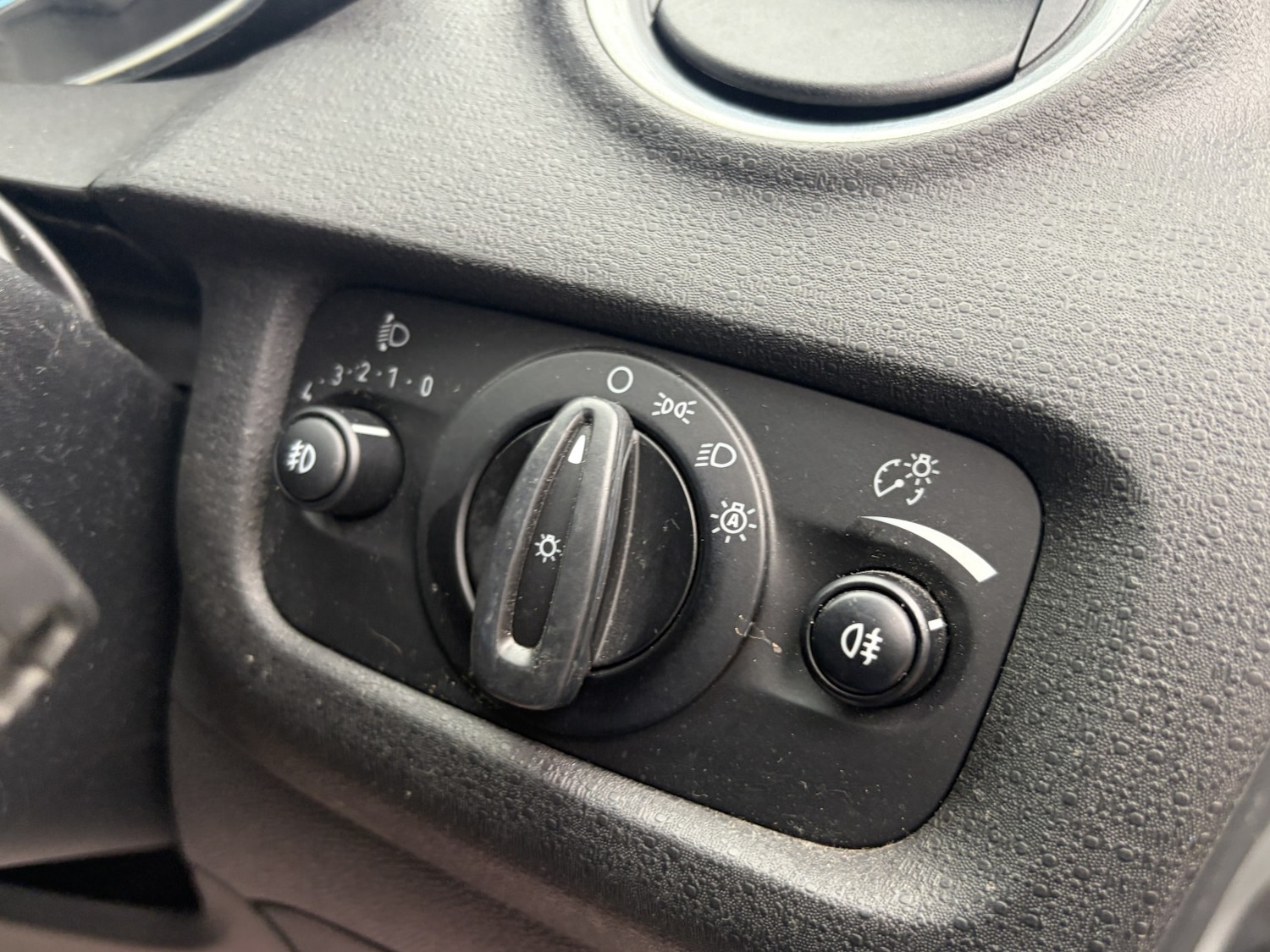 Used Ford Fiesta 2016 for sale - 77516120: Photo 34