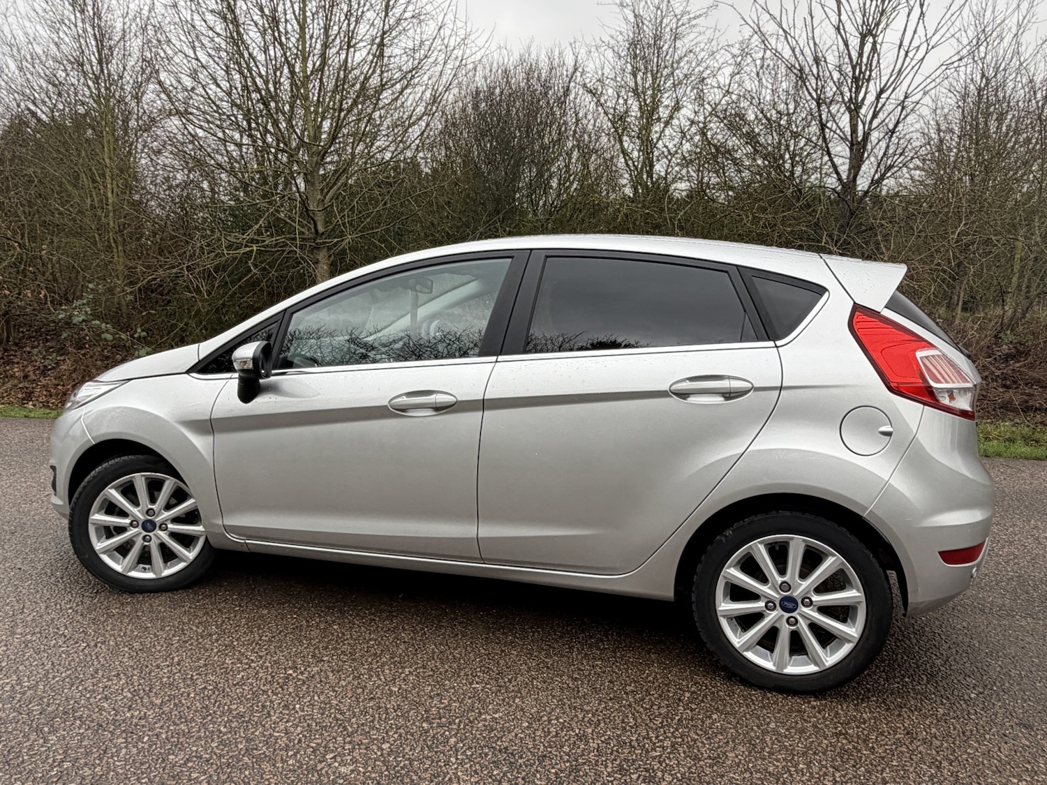 Used Ford Fiesta 2016 for sale - 77516120: Photo 8