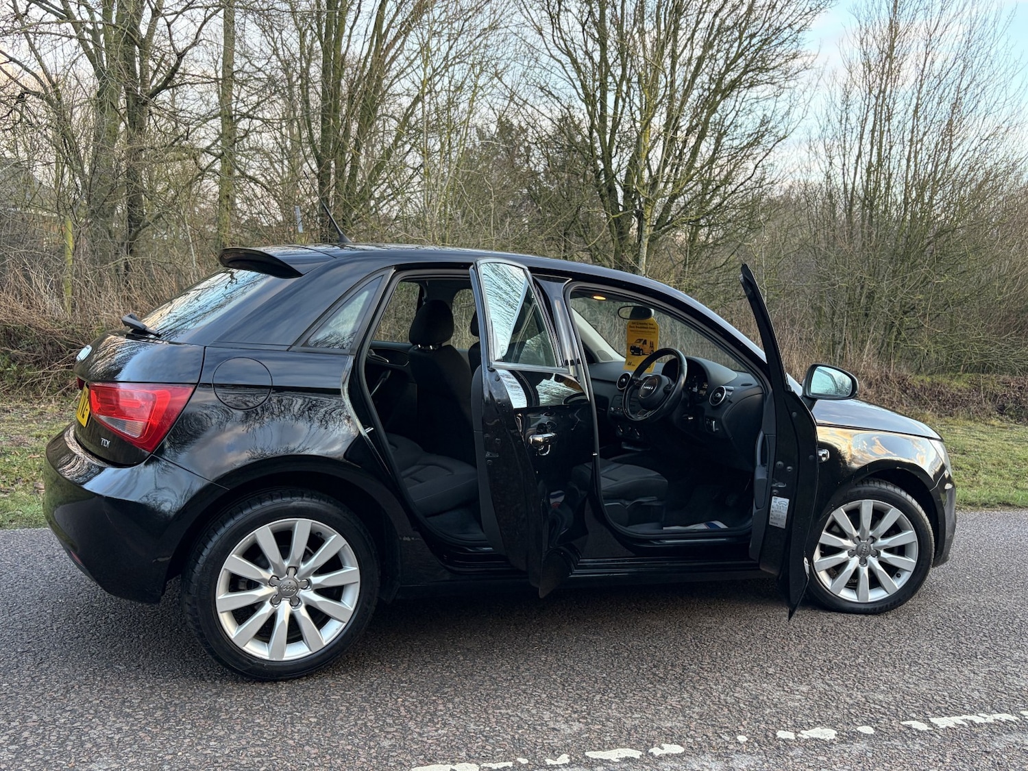 Used Audi A1 2012 for sale - 77363639: Photo 5