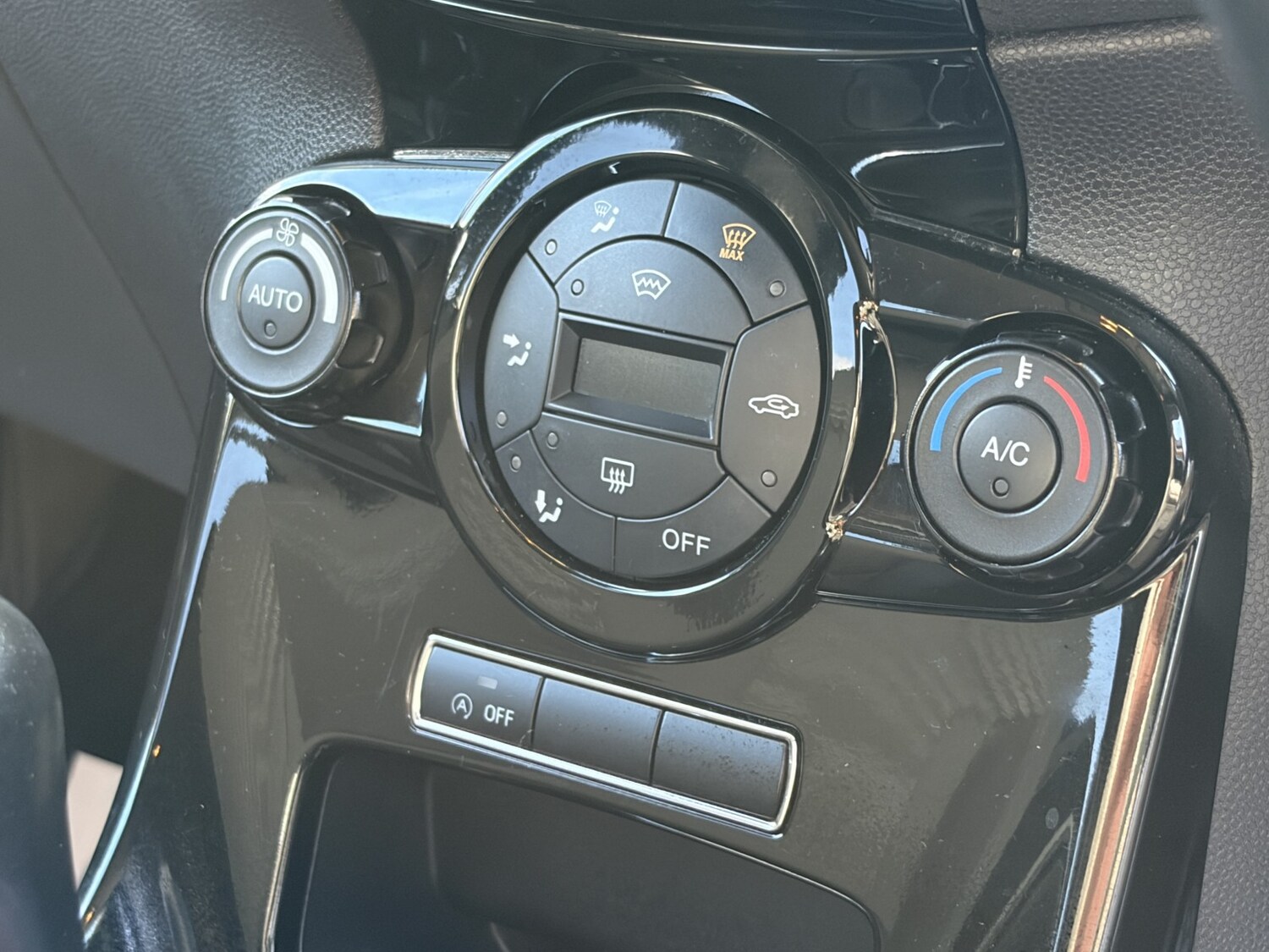 Used Ford Fiesta 2013 for sale - 77363631: Photo 44