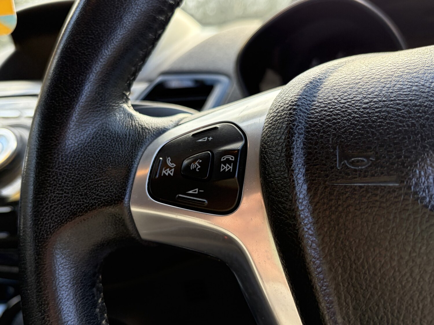 Used Ford Fiesta 2013 for sale - 77363631: Photo 51