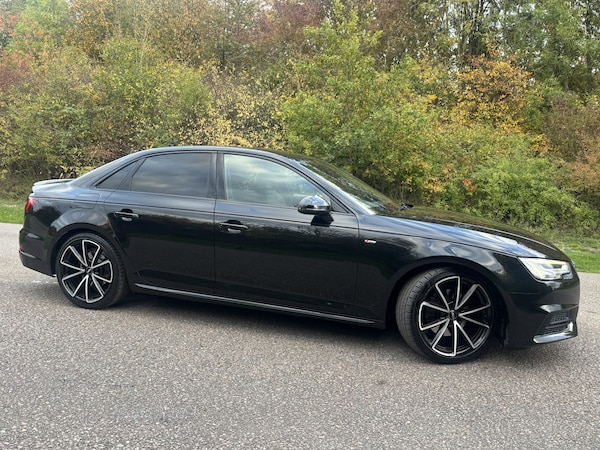 Used Audi A4 2018 for sale - 76231003: Photo 1