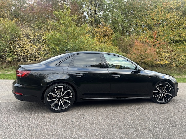 Used Audi A4 2018 for sale - 76231003: Photo 4