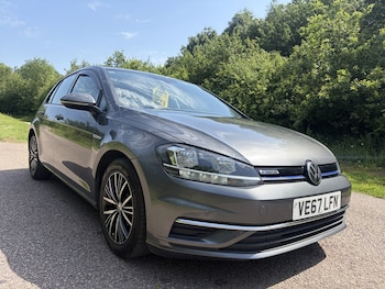 Used Volkswagen Golf 2017 for sale - 78992140: Photo