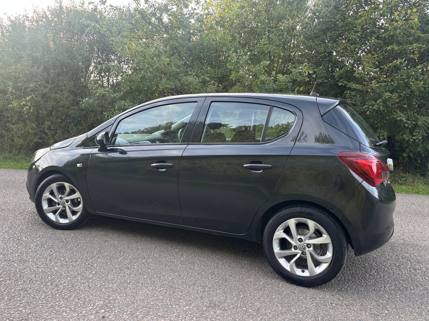 Used Vauxhall Corsa 2015 for sale - 76088702: Photo 9