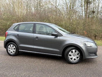 Used Volkswagen Polo 2011 for sale - 78553380: Photo