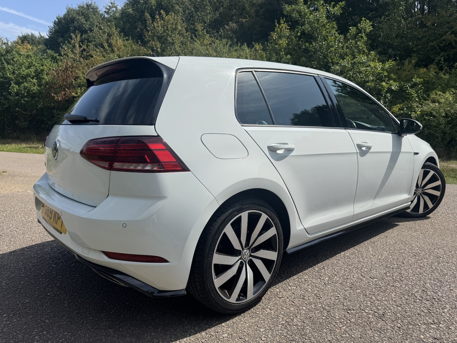 Used Volkswagen Golf 2019 for sale - 77945768: Photo 3