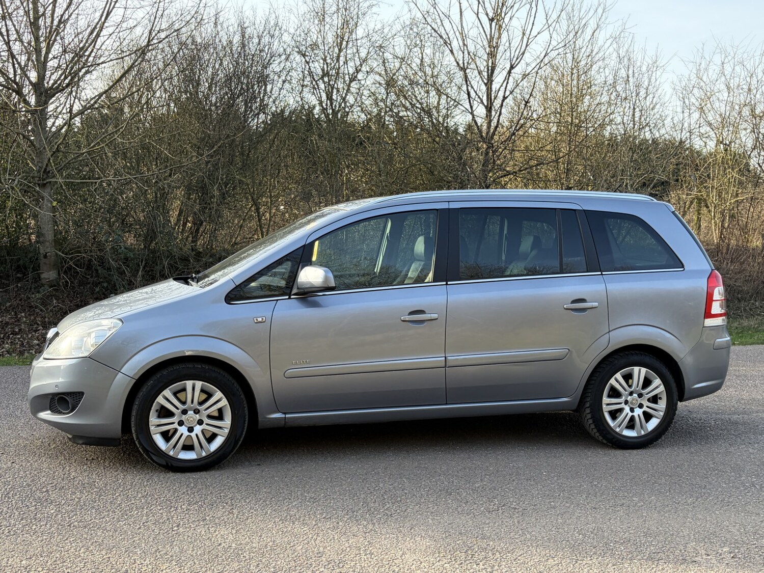 Used Vauxhall Zafira 2010 for sale - 77675665: Photo 12