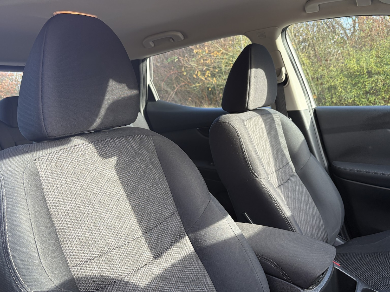 Used Nissan Qashqai 2015 for sale - 76918444: Photo 30