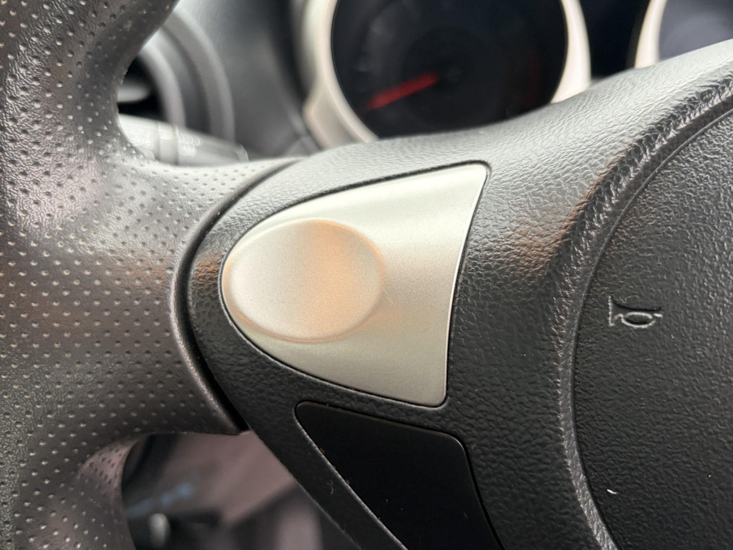 Used Nissan Juke 2015 for sale - 76591573: Photo 35