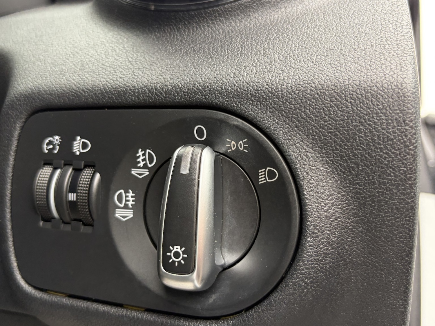 Used Audi A1 2014 for sale - 77318322: Photo 31