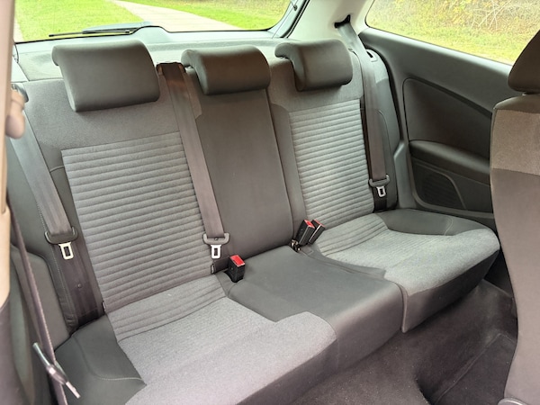 Used Volkswagen Polo 2010 for sale - 76262971: Photo 29