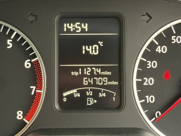 Used Volkswagen Polo 2010 for sale - 76262971: Photo 43