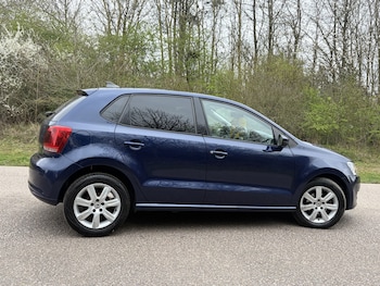 Used Volkswagen Polo 2010 for sale - 78553420: Photo