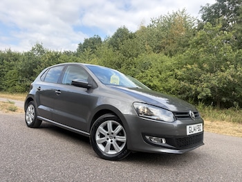 Used Volkswagen Polo 2014 for sale - 79320402: Photo
