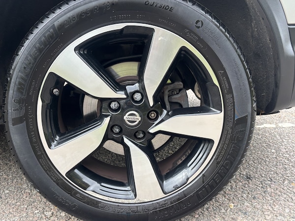 Used Nissan Qashqai 2015 for sale - 76242870: Photo 32