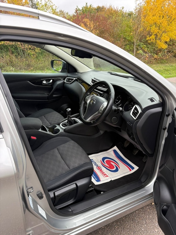 Used Nissan Qashqai 2015 for sale - 76242870: Photo 35