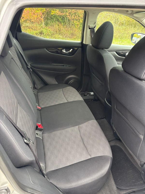Used Nissan Qashqai 2015 for sale - 76242870: Photo 48