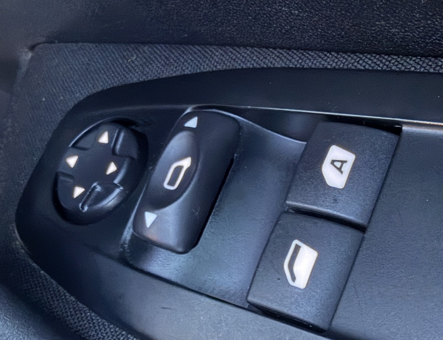 Used Peugeot 2008 2018 for sale - 77318338: Photo 38