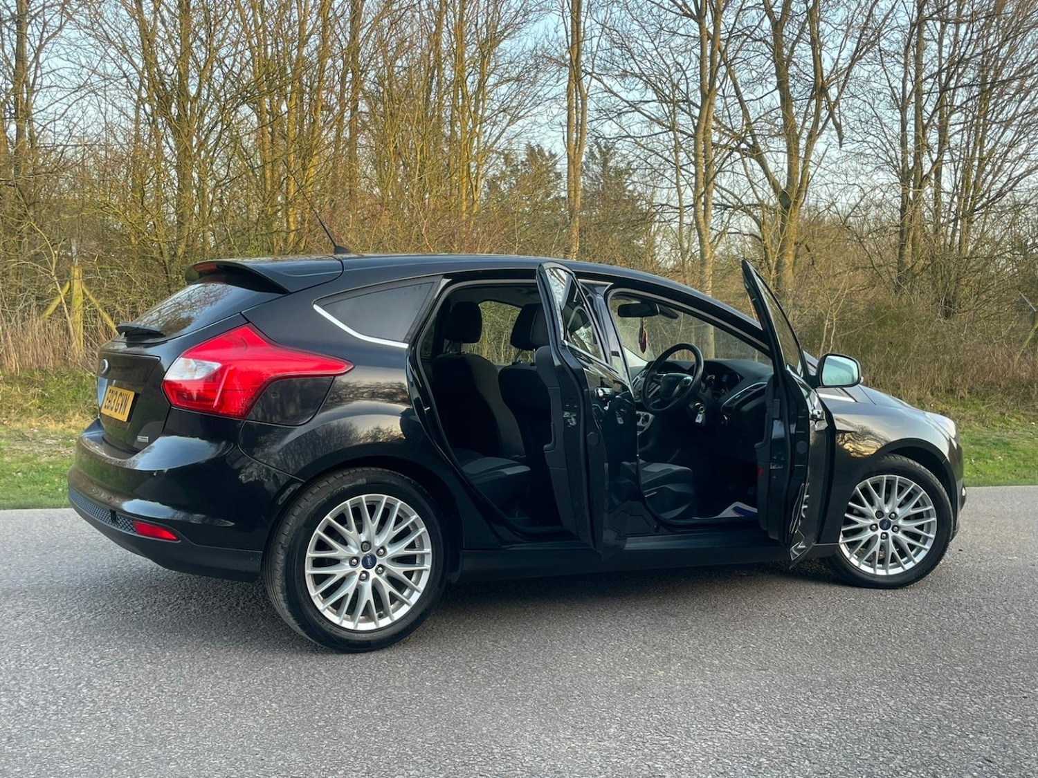 Used Ford Focus 2013 for sale - 77675658: Photo 4