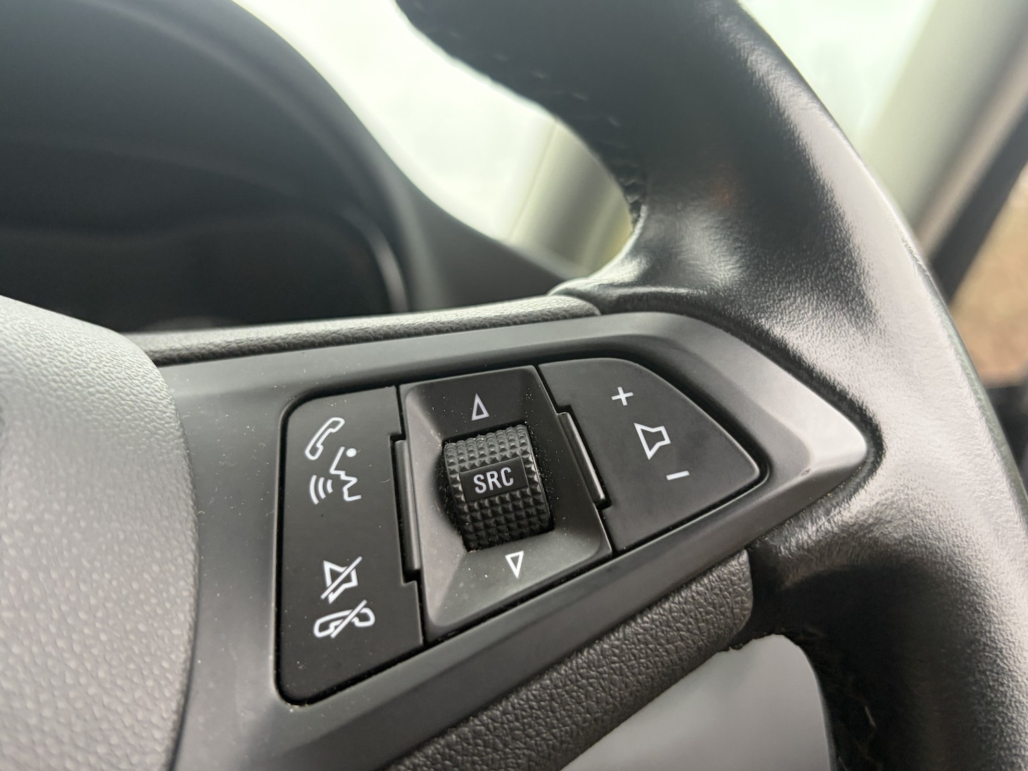 Used Vauxhall Zafira 2017 for sale - 77603396: Photo 41