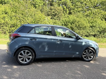 Used Hyundai i20 2015 for sale - 78604858: Photo