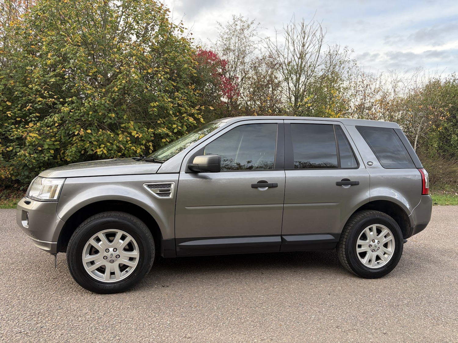 Used Land Rover Freelander 2 2010 for sale - 76374218: Photo 3