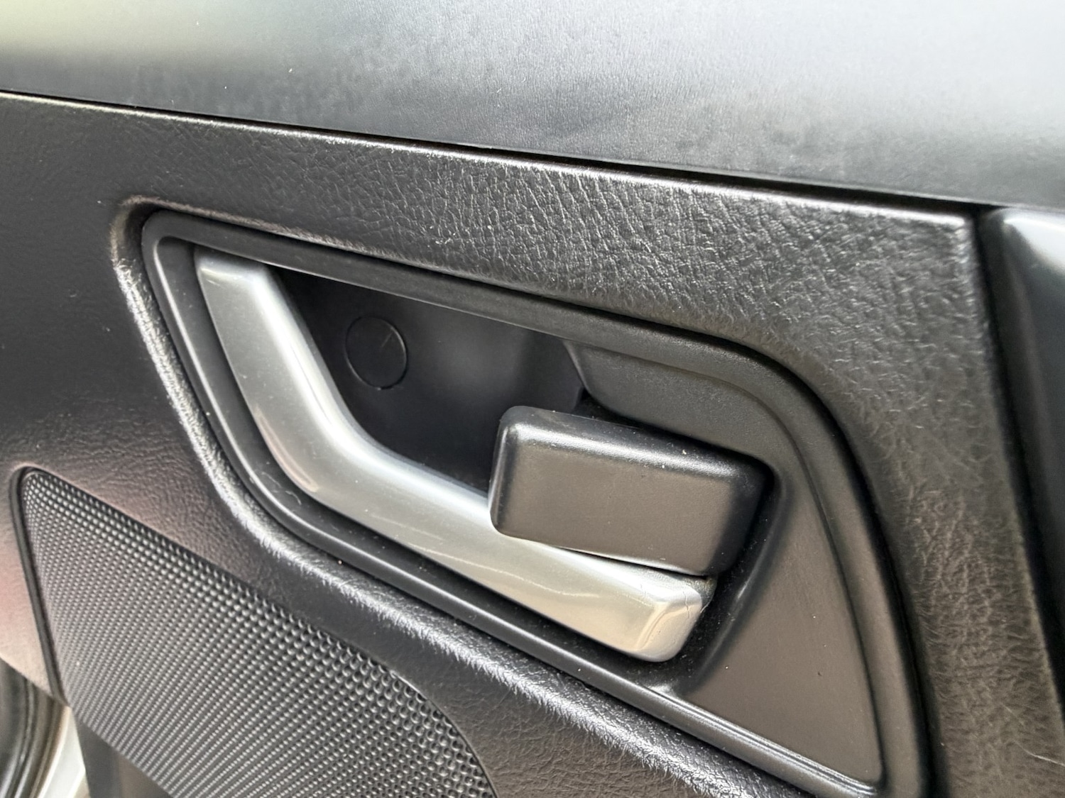 Used Land Rover Freelander 2 2010 for sale - 76374218: Photo 35