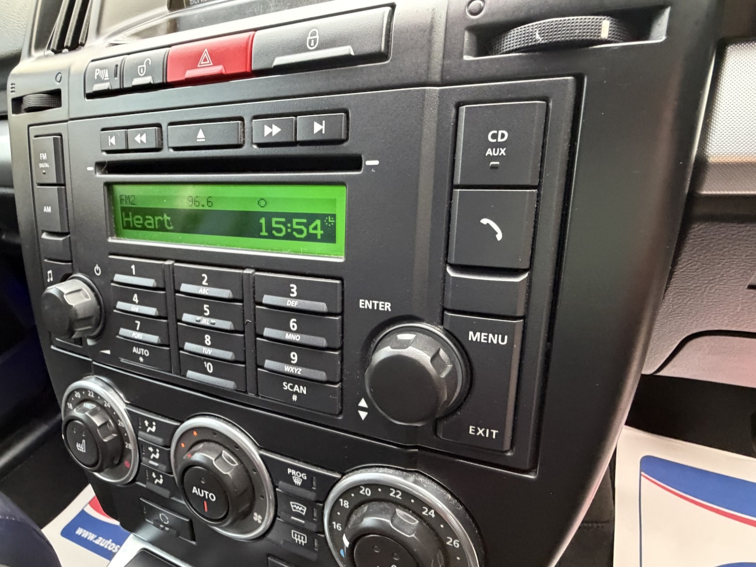 Used Land Rover Freelander 2 2010 for sale - 76374218: Photo 39