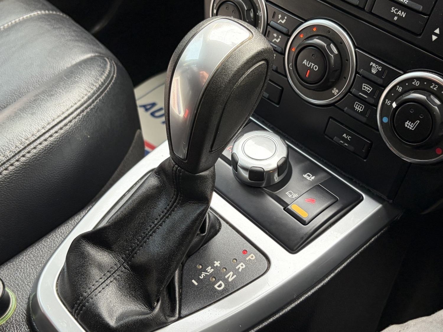 Used Land Rover Freelander 2 2010 for sale - 76374218: Photo 51