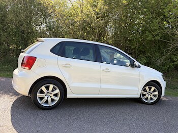 Used Volkswagen Polo 2013 for sale - 78513671: Photo