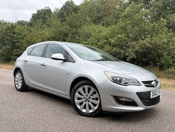 Used Vauxhall Astra 2012 for sale - 79320414: Photo