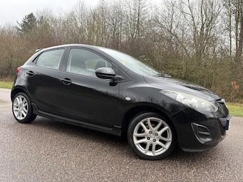Used Mazda Mazda2 2011 for sale - 77516115: Photo