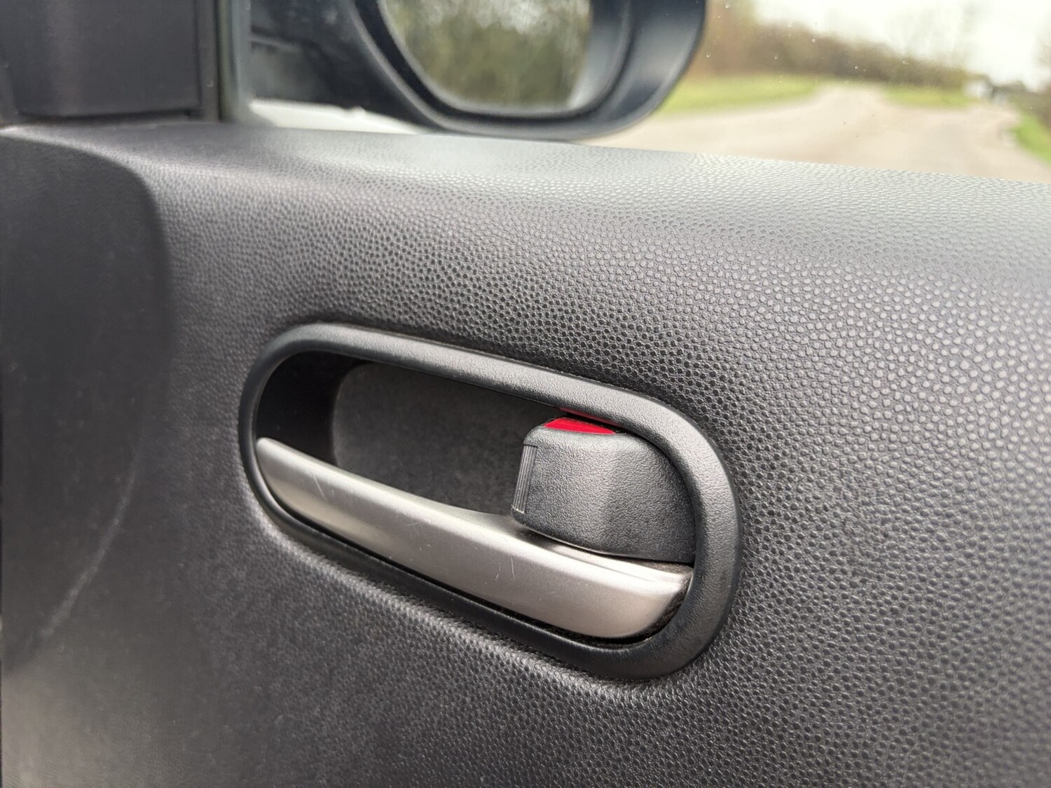 Used Mazda Mazda2 2011 for sale - 77516115: Photo 31