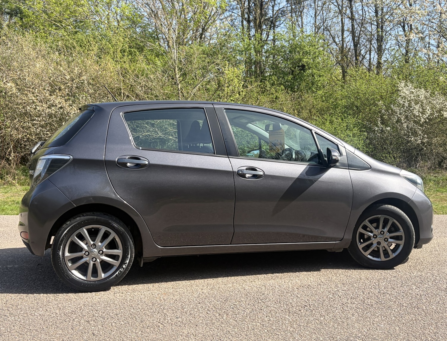 Used Toyota Yaris 2014 for sale - 78176077: Photo 4