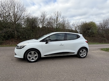 Used Renault Clio 2014 for sale - 76662717: Photo