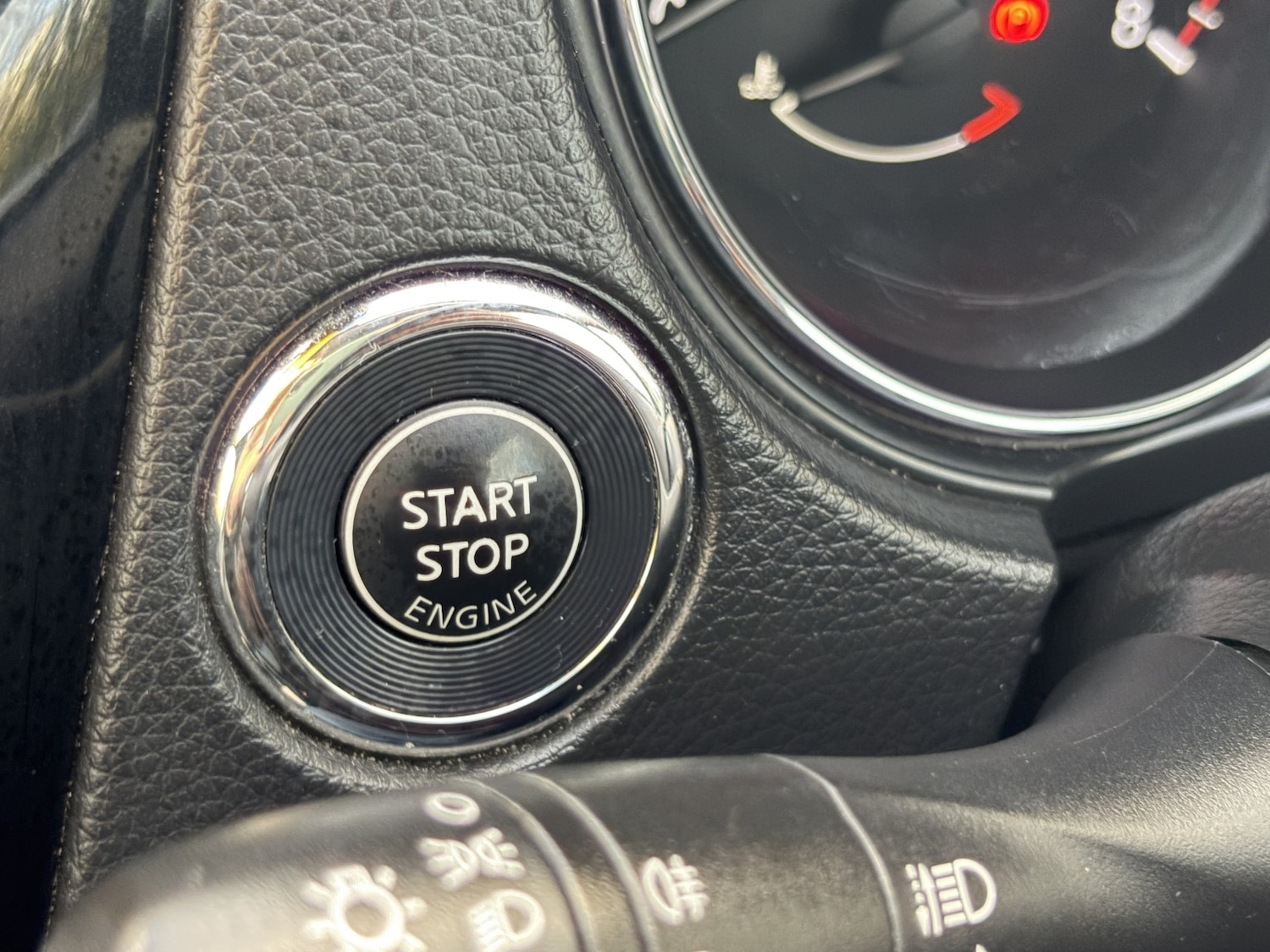 Used Nissan Qashqai 2014 for sale - 76402206: Photo 43