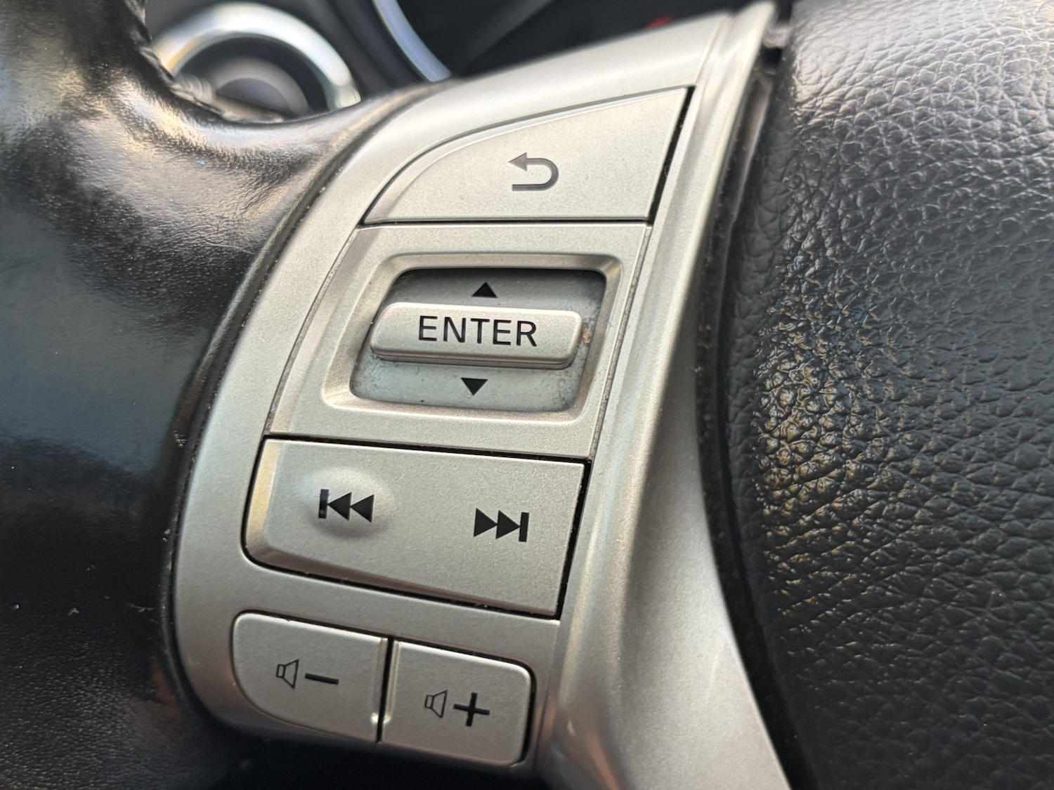 Used Nissan Qashqai 2014 for sale - 76402206: Photo 46